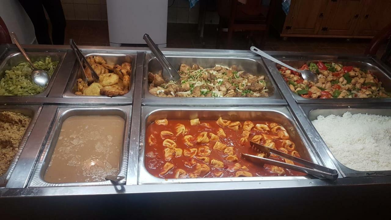 Hotel Ferreira 阿帕雷西达 外观 照片
